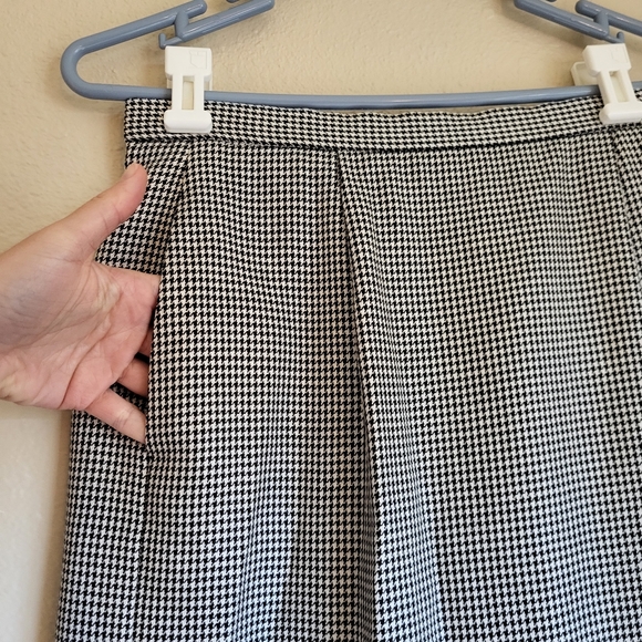 Pendelton Classic Houndstooth Pencil Skirt - Picture 3 of 7
